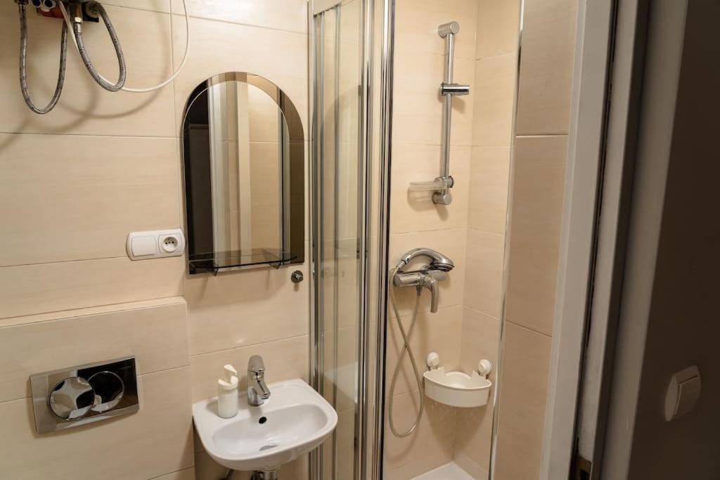 Asnyka Old Town Apartment Krakow Ngoại thất bức ảnh